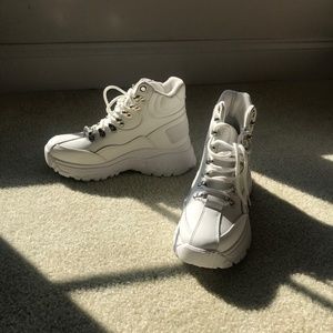 Brand new Dolls Kill white high top tennis shoes 7.5